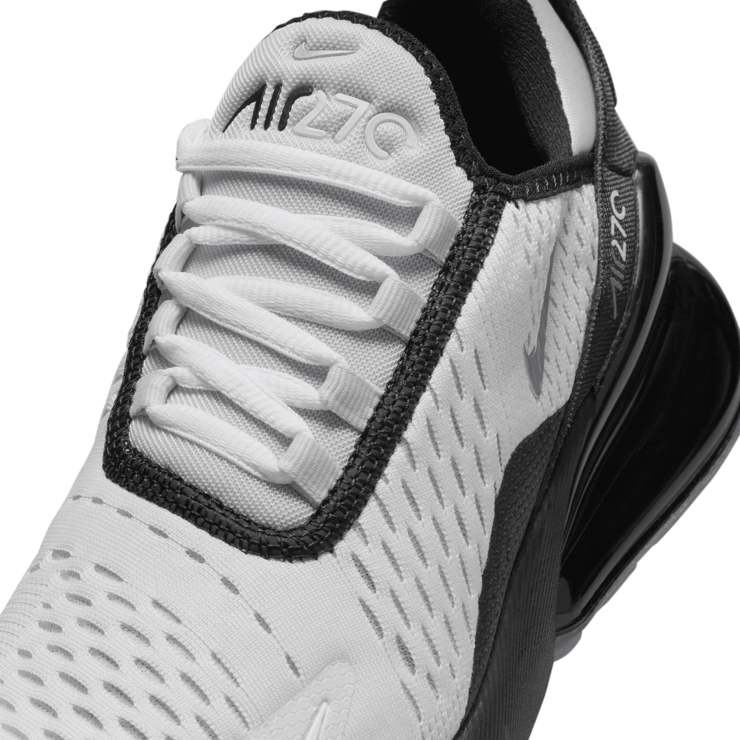Nike Air Max 270 SE (GS) Angle 5