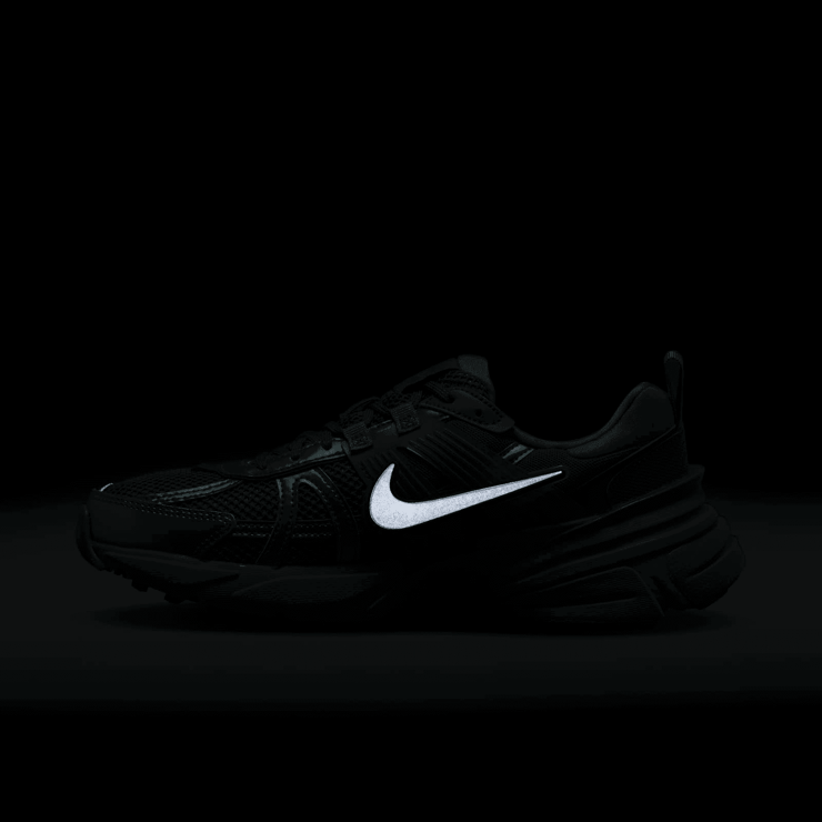 Nike V2K Run Angle 10
