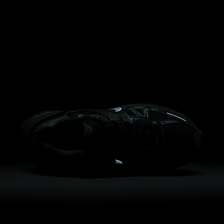 Nike V2K Run Angle 7