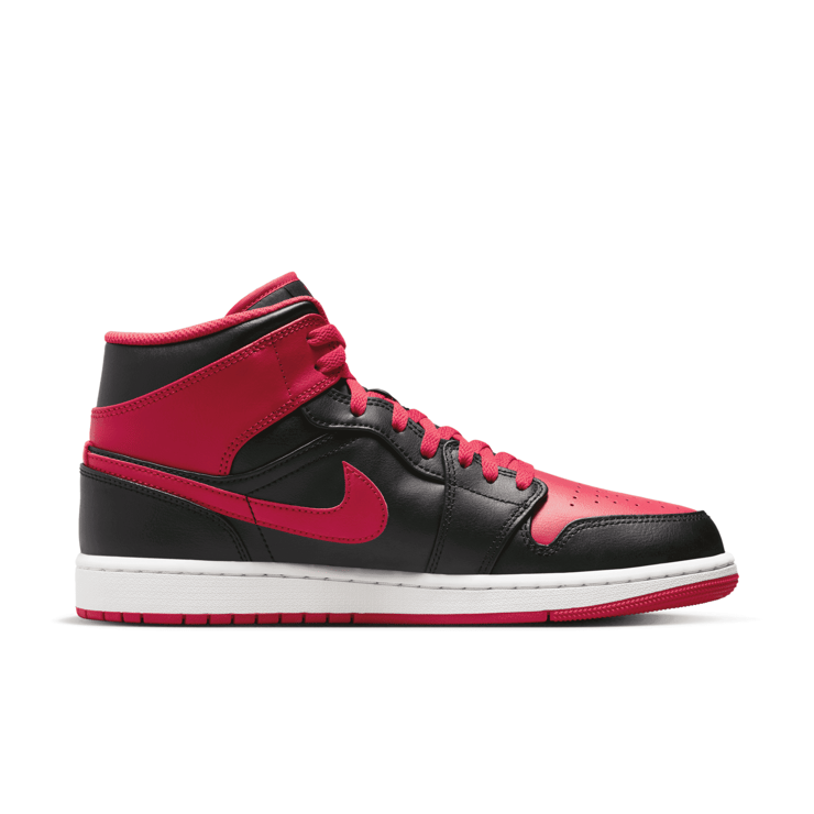 Jordan 1 Mid Alternate Bred Angle 1