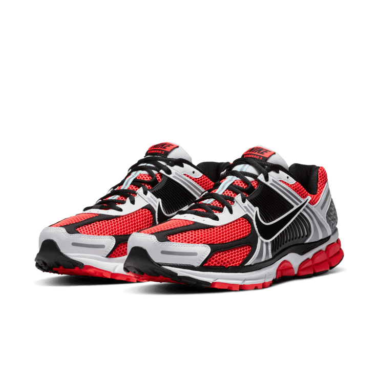 Nike Zoom Vomero 5 Bright Crimson Black Angle 2