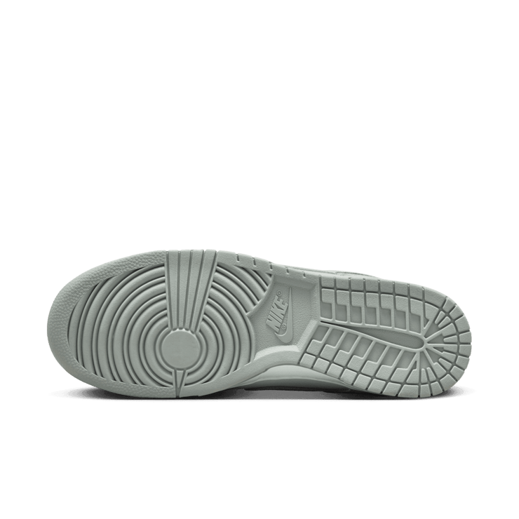 Nike Dunk Low SE Light Pumice Angle 0