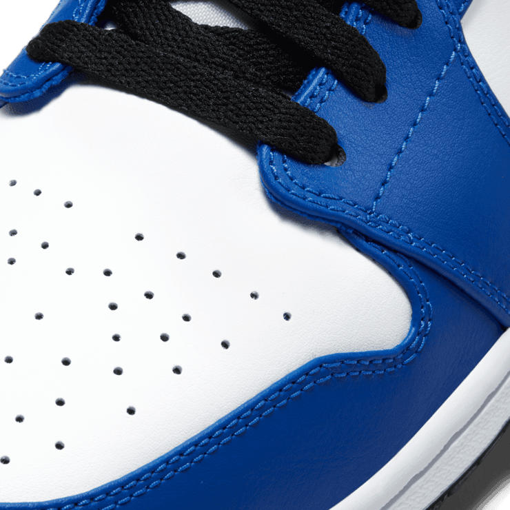 Air Jordan 1 Low Game Royal Angle 4