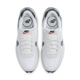 Nike Waffle Debut Vintage Angle 1