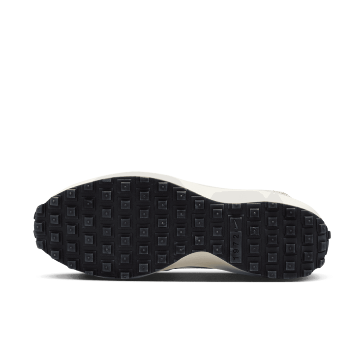 Nike Waffle Debut Vintage Angle 0