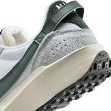 Nike Waffle Debut Vintage Angle 5