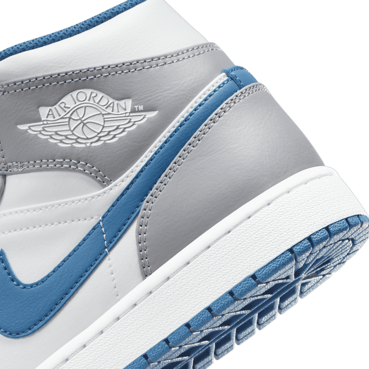Air Jordan 1 Mid True Blue Angle 5