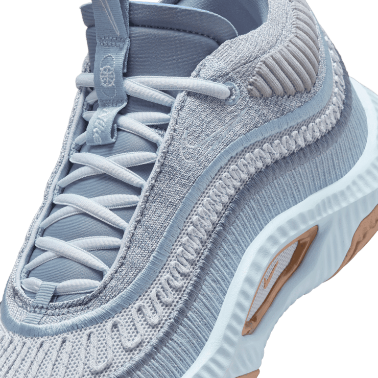 Nike Cosmic Unity 3 Shine Together (W) Angle 4