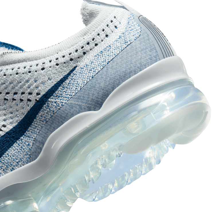 Nike Air VaporMax 2023 Flyknit Angle 3