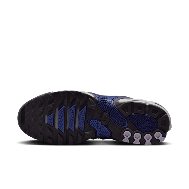 Nike Air Max Plus Drift Concord Angle 0