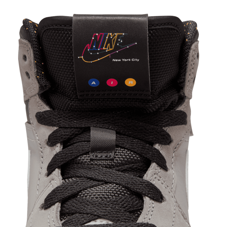 Air Jordan 1 Mid Wings NYC Subway (GS) Angle 9