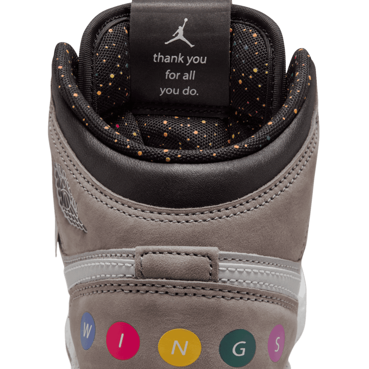 Air Jordan 1 Mid Wings NYC Subway (GS) Angle 10