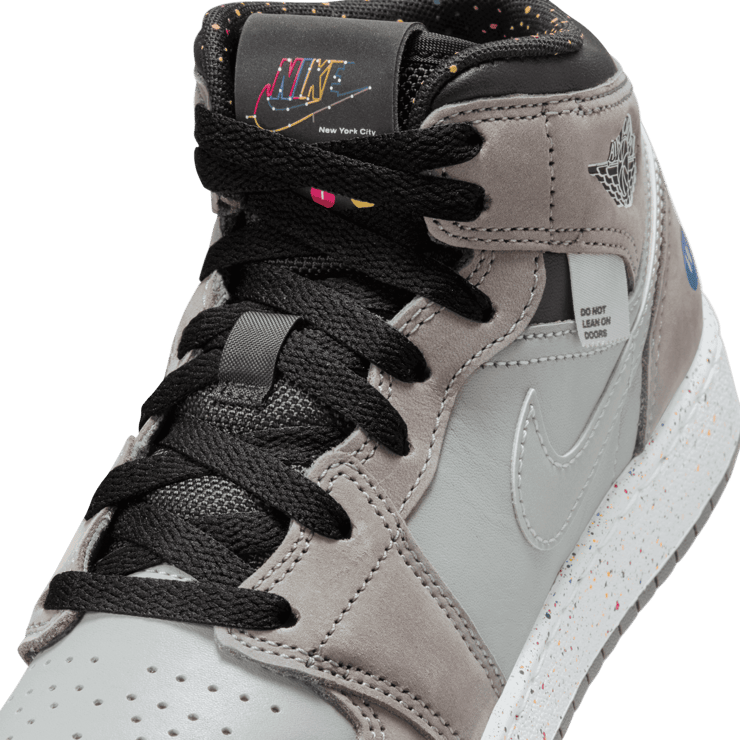 Air Jordan 1 Mid Wings NYC Subway (GS) Angle 4