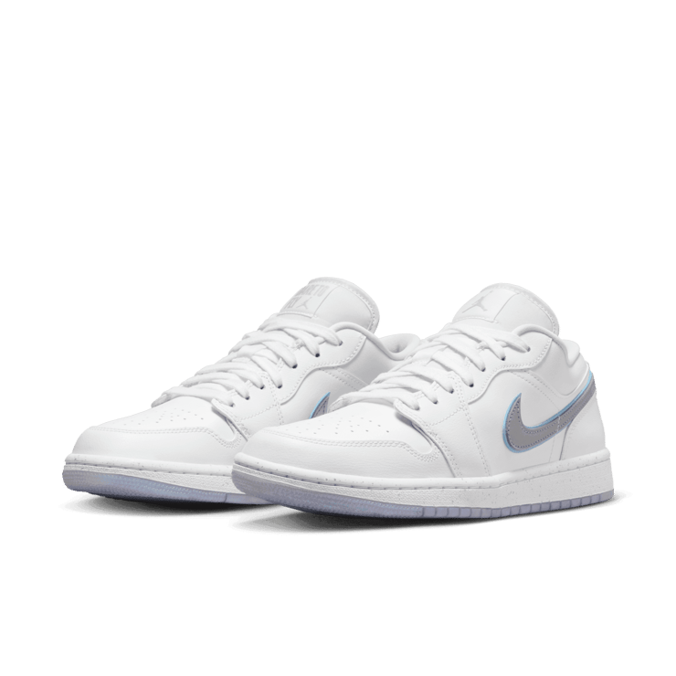 Jordan 1 Low SE Dare To Fly Angle 2