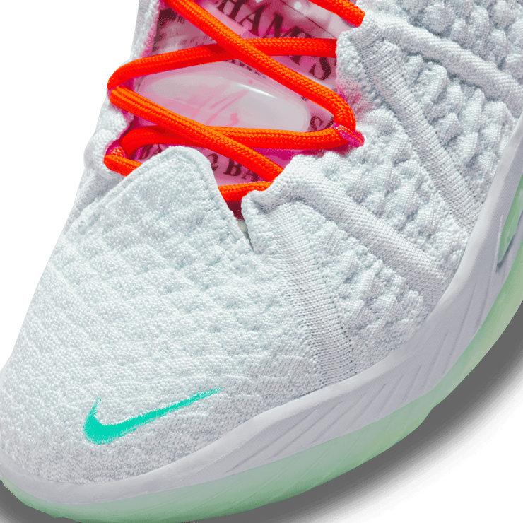 Nike Diana Taurasi x LeBron 18 'GOAT Vision' Angle 4