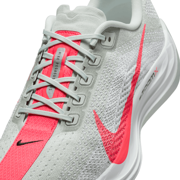 Nike Pegasus Plus Barely Grey Hot Punch Angle 4