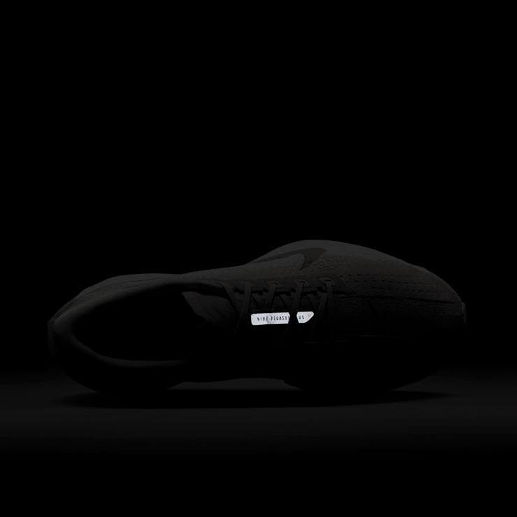 Nike Pegasus Plus Barely Grey Hot Punch Angle 6