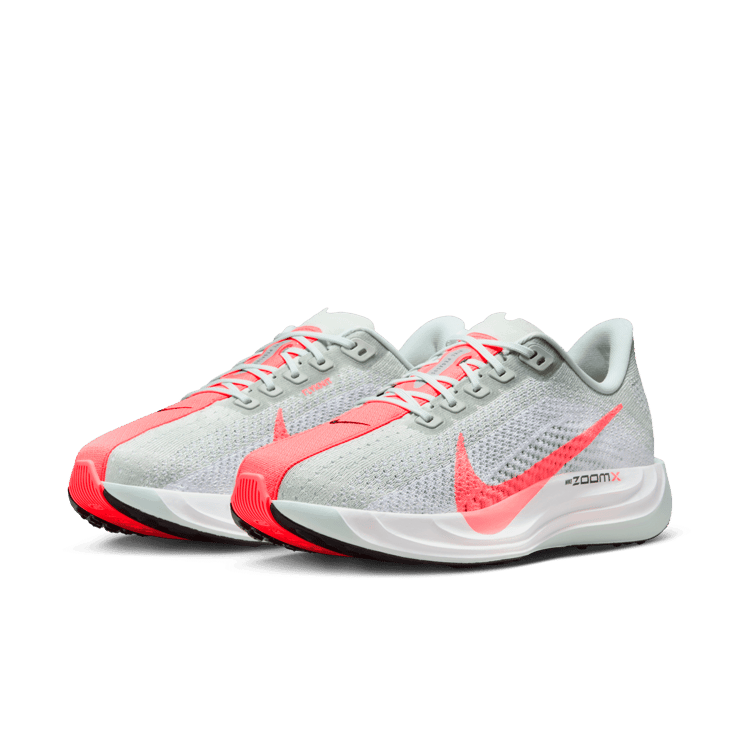 Nike Pegasus Plus Barely Grey Hot Punch (W) Angle 2