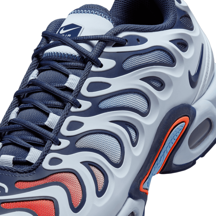 Nike Air Max Plus Drift Football Grey Thunder Blue Angle 4