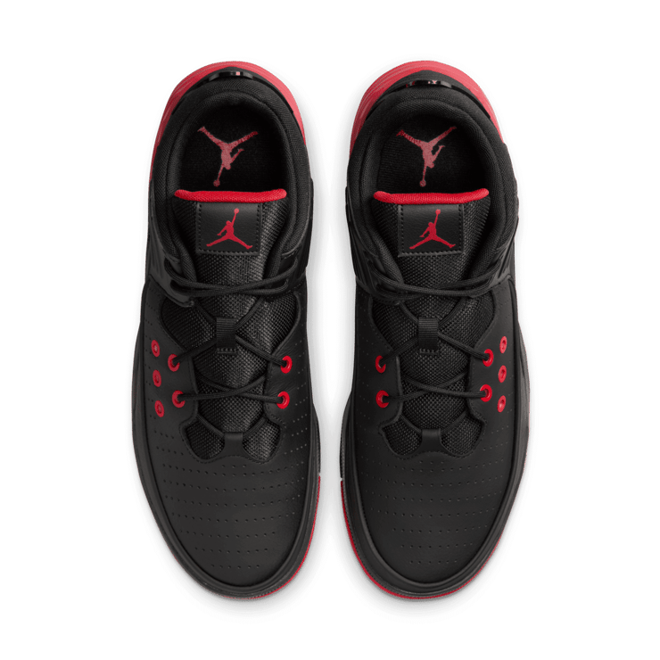 Jordan Max Aura 5 'Bred' Angle 1