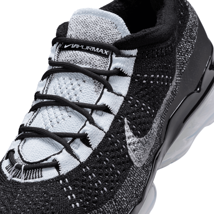 Nike Air VaporMax 2023 Flyknit 'Black Blue Tint' Angle 3
