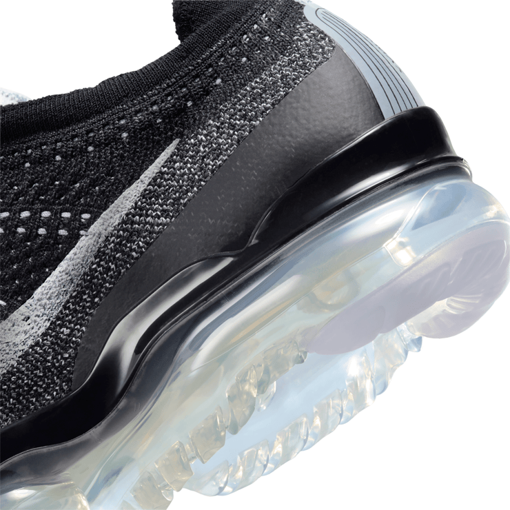 Nike Air VaporMax 2023 Flyknit 'Black Blue Tint' Angle 4