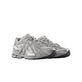 New Balance 1906A Metallic Silver Angle 2