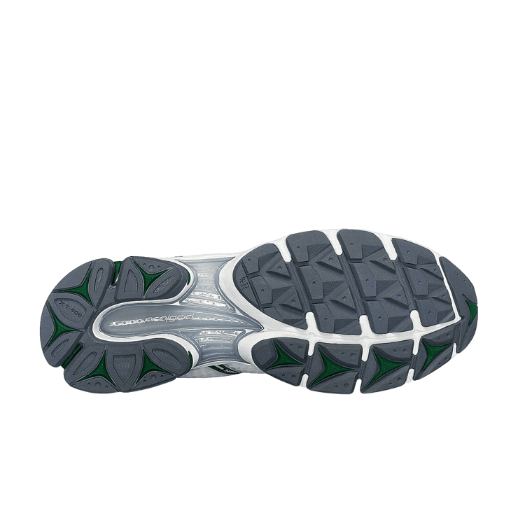 Saucony ProGrid Triumph 4 Minted NY Angle 4