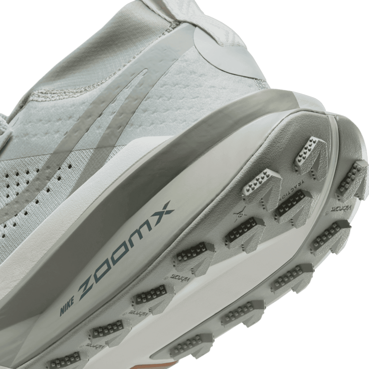 Nike Zegama 2 Trail Angle 5