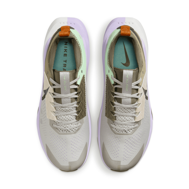 Nike Zegama 2 Trail Angle 2