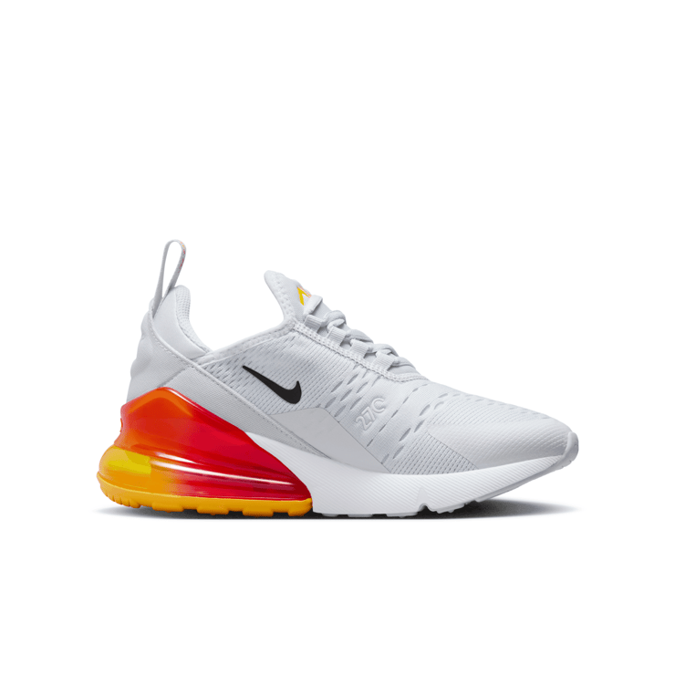 Nike Air Max 270 (GS) Angle 1