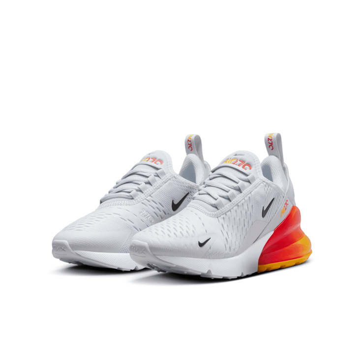 Nike Air Max 270 (GS) Angle 3