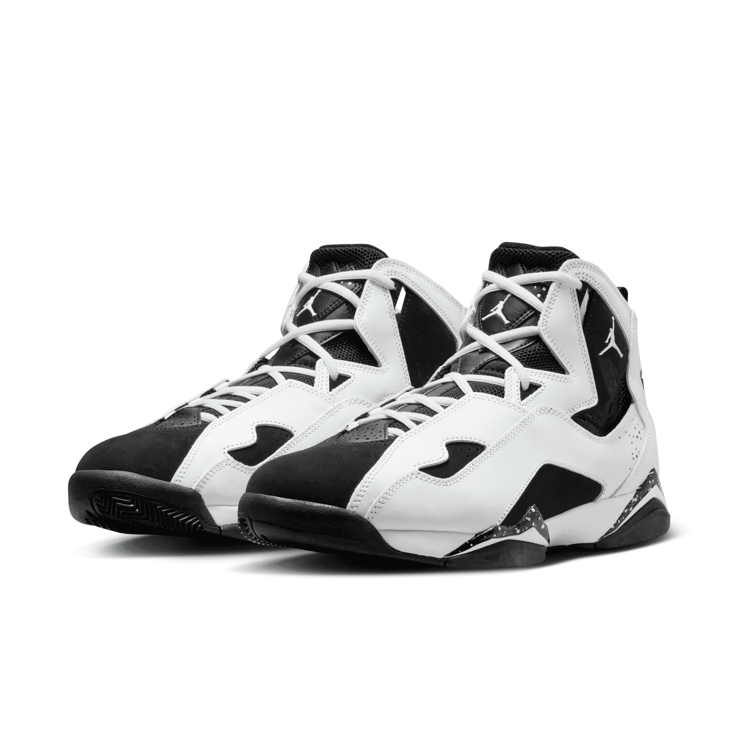 Jordan True Flight Angle 3