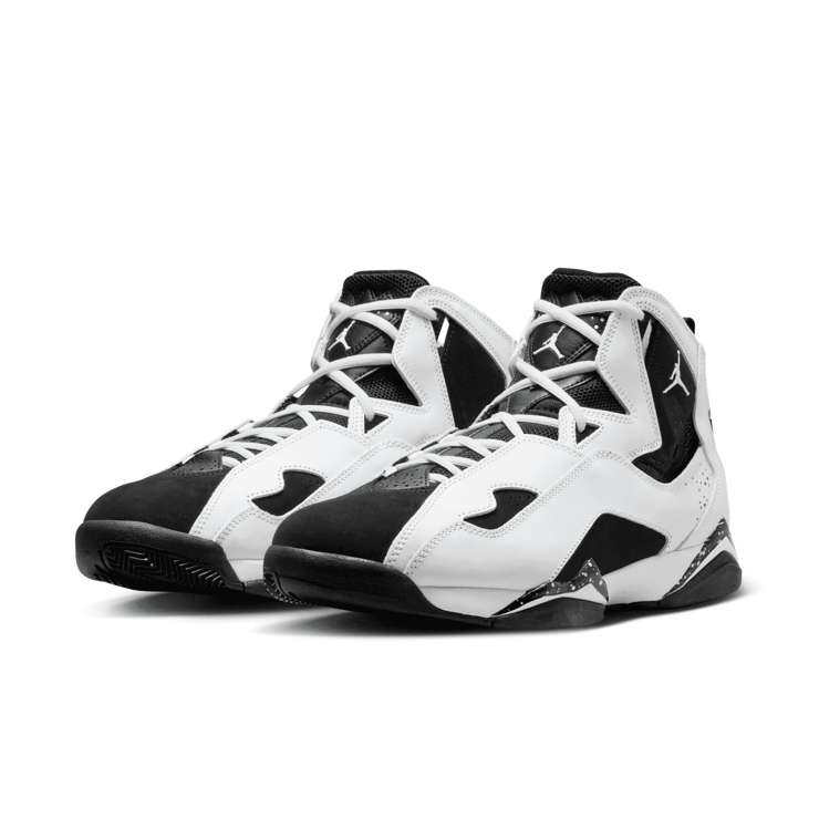 Jordan True Flight Angle 3