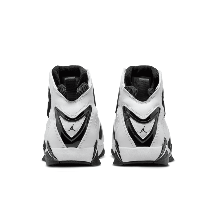 Jordan True Flight Angle 4