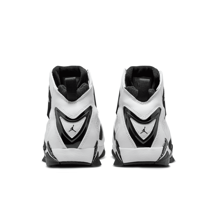 Jordan True Flight Angle 4