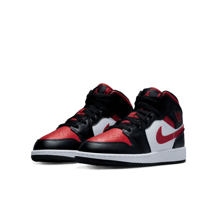 Air Jordan 1 Mid Black Fire Red (GS) Angle 2