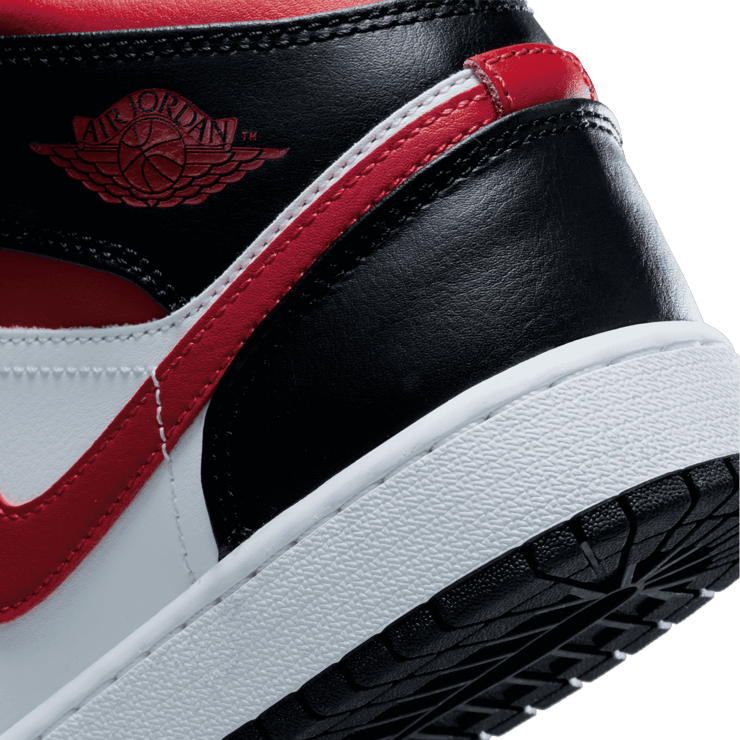 Air Jordan 1 Mid Black Fire Red (GS) Angle 5