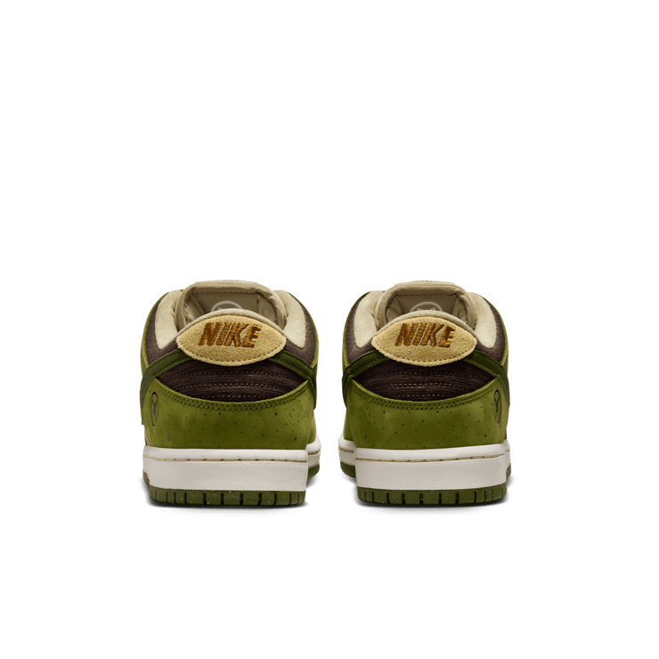 Nike SB Dunk Low Yuto Horigome Matcha Angle 3