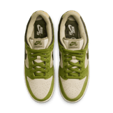 Nike SB Dunk Low Yuto Horigome Matcha Angle 1