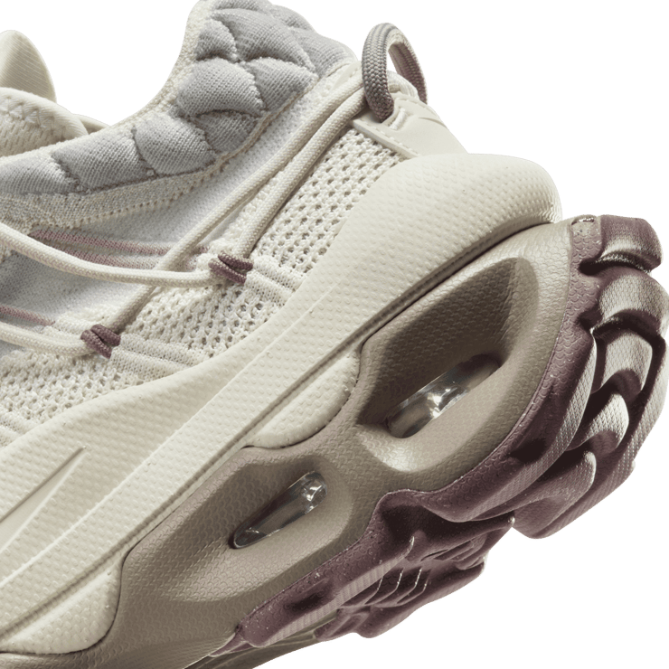 Nike Air Max Flyknit Venture  Smokey Mauve (W) Angle 5