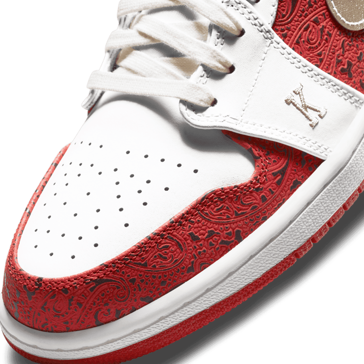 Air Jordan 1 Low Spades Angle 4