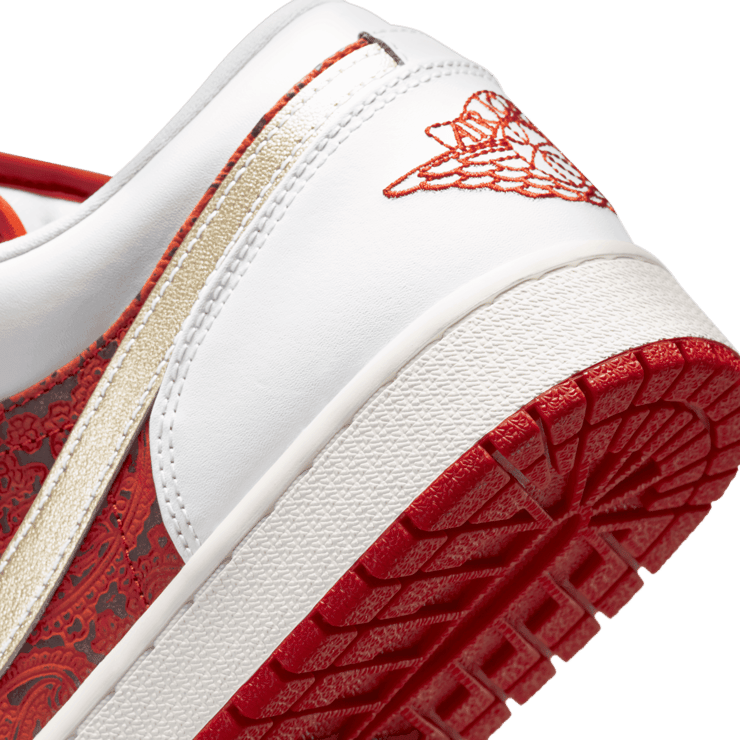 Air Jordan 1 Low Spades Angle 5