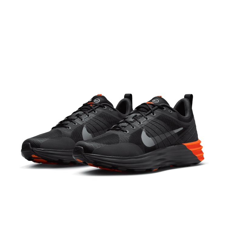 Nike Lunar Roam Angle 3