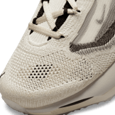 Nike Spark Flyknit Platinum Tint Coconut Milk Angle 4