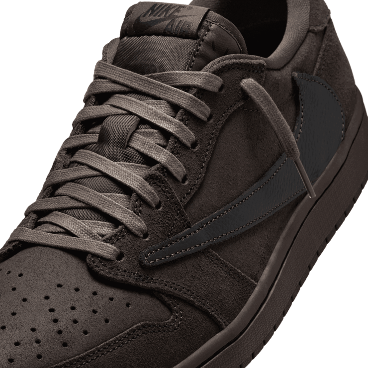 Air Jordan 1 Low OG Travis Scott Velvet Brown Angle 4