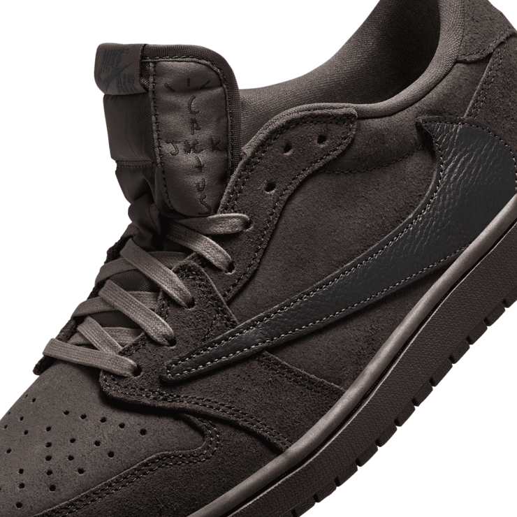Air Jordan 1 Low OG Travis Scott Velvet Brown Angle 6
