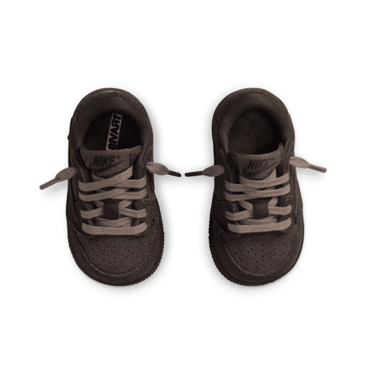 Air Jordan 1 Low OG Travis Scott Velvet Brown (TD) Angle 1