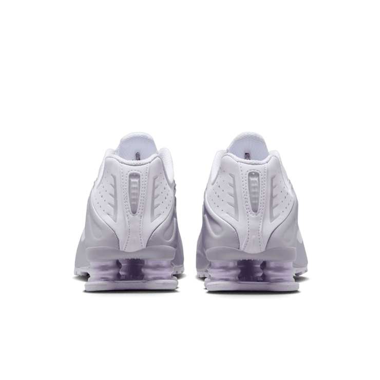 Nike Shox R4 Irrisential (W) Angle 3