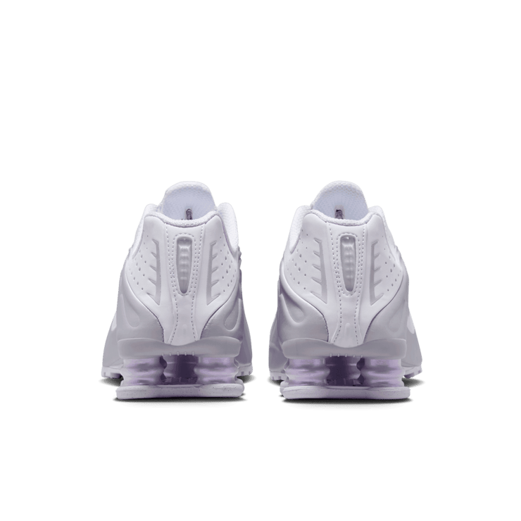 Nike Shox R4 Irrisential (W) Angle 3